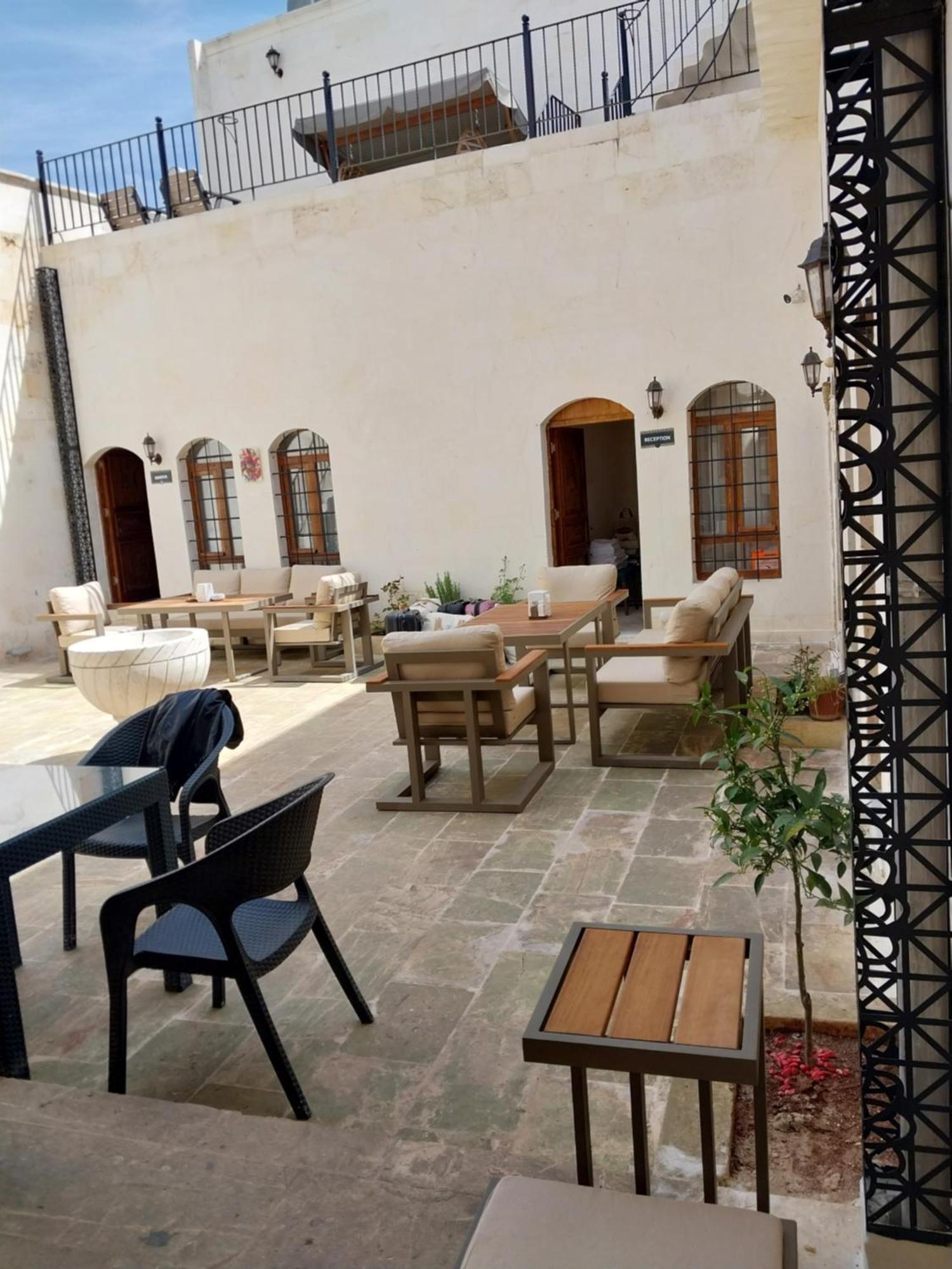 Orpheus Otel-Konak سانليورفا المظهر الخارجي الصورة